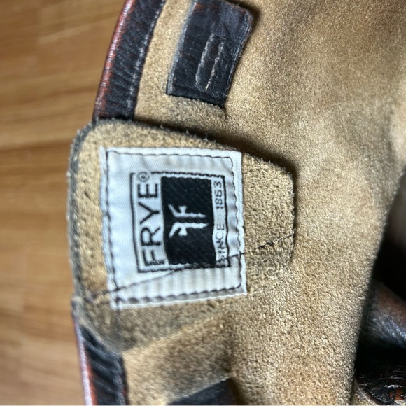 Frye Leather Short Boot Veronica Moto - Picture 12 of 12